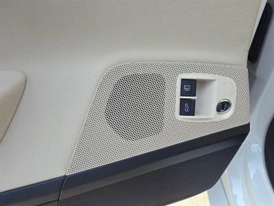 2010 Volkswagen CC Sport Sedan 4D   - Photo 18 - Sacramento, CA 95821