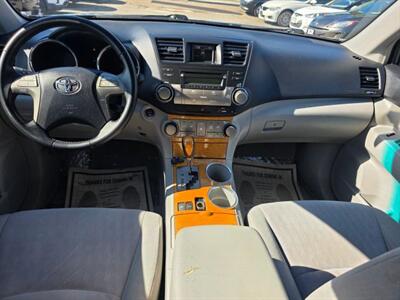 2008 Toyota Highlander Hybrid Hybrid Sport Utility 4D   - Photo 19 - Sacramento, CA 95821