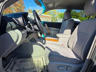 2008 Toyota Highlander Hybrid Hybrid Sport Utility 4D   - Photo 12 - Sacramento, CA 95821