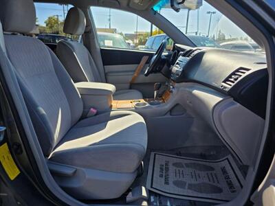 2008 Toyota Highlander Hybrid Hybrid Sport Utility 4D   - Photo 25 - Sacramento, CA 95821