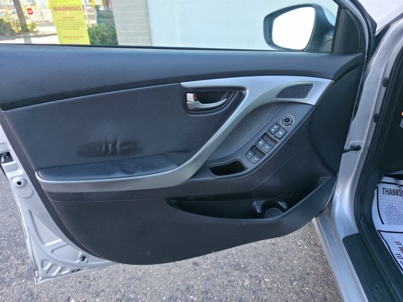 2013 Hyundai ELANTRA Limited - Photo 13 - Sacramento, CA 95815