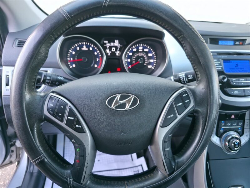 2013 Hyundai ELANTRA Limited - Photo 19 - Sacramento, CA 95815