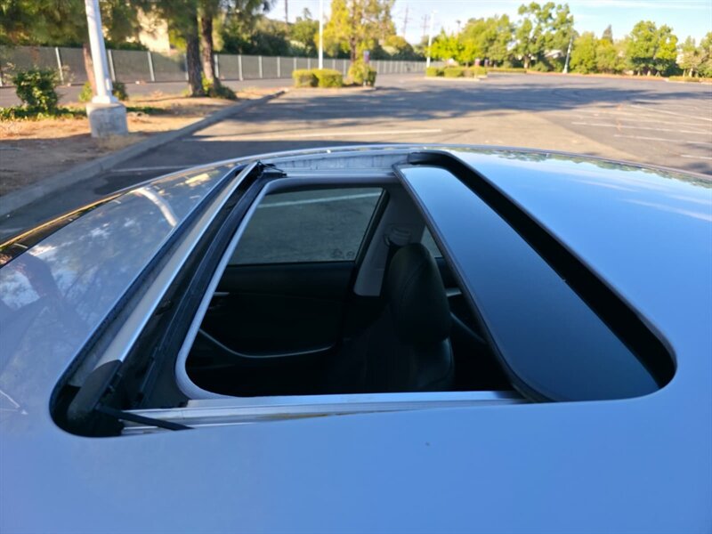 2013 Hyundai ELANTRA Limited - Photo 11 - Sacramento, CA 95815