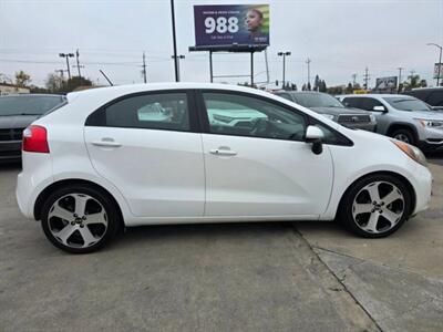 2015 Kia Rio 5-Door SX Hatchback 4D   - Photo 8 - Sacramento, CA 95821