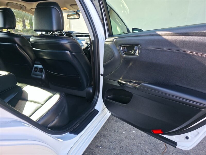 2016 Toyota Avalon XLE - Photo 35 - Sacramento, CA 95815