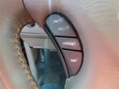 2001 Chrysler Town and Country Limited   - Photo 19 - Las Vegas, NV 89118