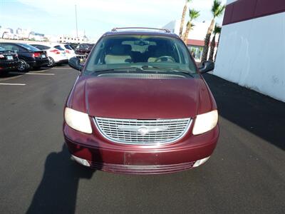 2001 Chrysler Town and Country Limited   - Photo 2 - Las Vegas, NV 89118
