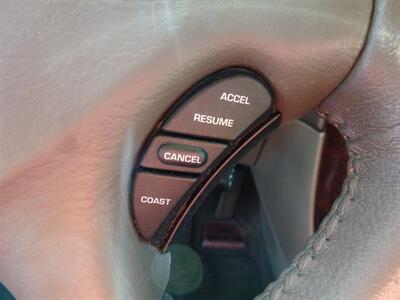 2001 Chrysler Town and Country Limited   - Photo 18 - Las Vegas, NV 89118