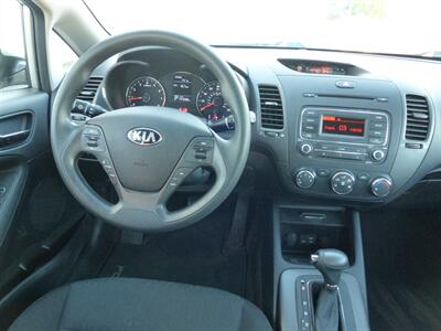 2016 Kia Forte LX   - Photo 9 - Las Vegas, NV 89118