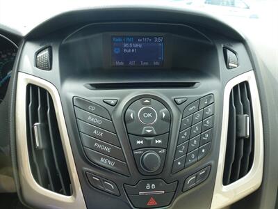 2012 Ford Focus SEL   - Photo 15 - Las Vegas, NV 89118
