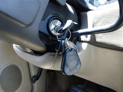 2005 Dodge Caravan SE   - Photo 15 - Las Vegas, NV 89118