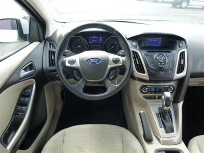 2012 Ford Focus SEL   - Photo 12 - Las Vegas, NV 89118