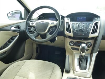 2012 Ford Focus SEL   - Photo 13 - Las Vegas, NV 89118