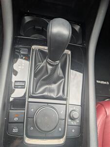 2024 Mazda Mazda3 Hatchback 2.5 S Carbon Edition   - Photo 13 - Broomfield, CO 80020
