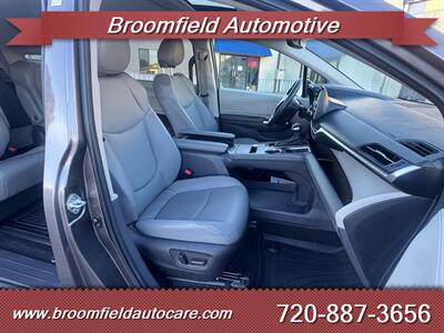 2023 Toyota Sienna XLE 7-Passenger   - Photo 11 - Broomfield, CO 80020