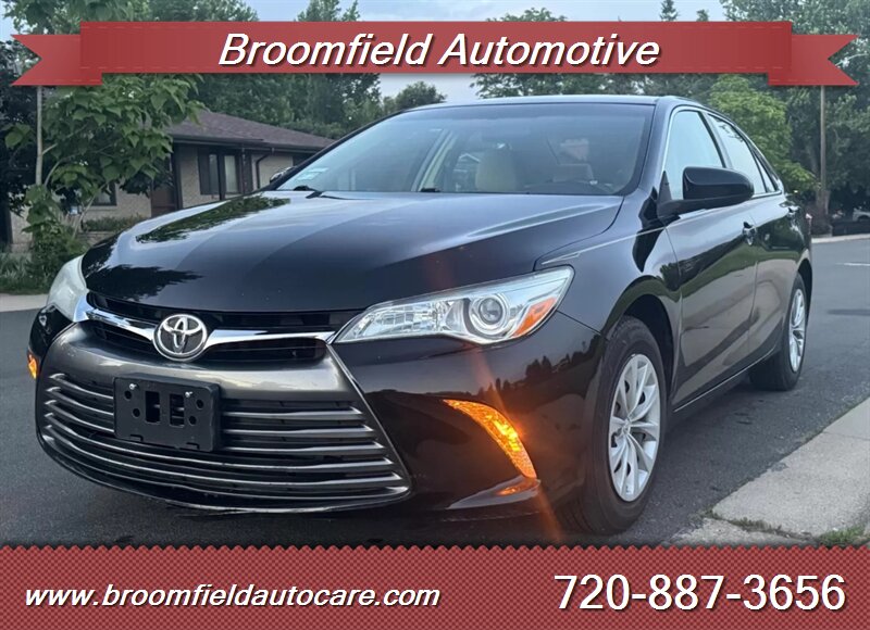 2016 Toyota Camry LE  