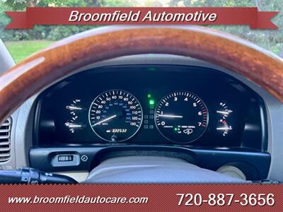 2005 Lexus LX 470   - Photo 16 - Broomfield, CO 80020