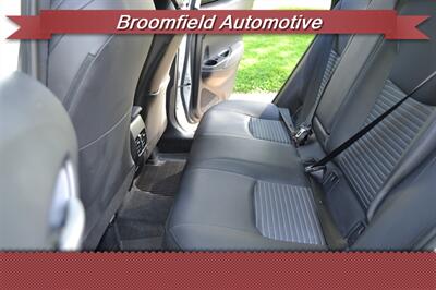 2023 Toyota Corolla Cross Hybrid S   - Photo 16 - Broomfield, CO 80020