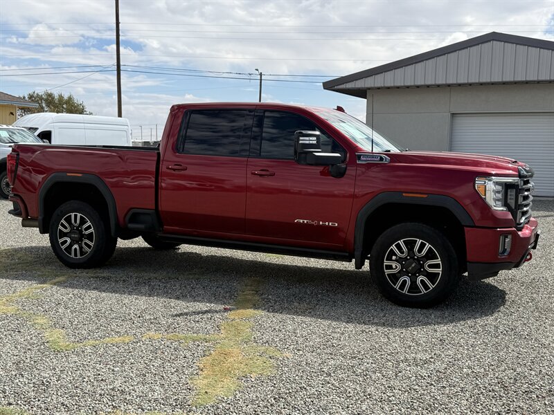 2022 GMC Sierra 2500HD AT4 - Photo 6