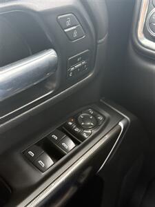 2022 GMC Sierra 2500HD AT4   - Photo 21 - Odessa, TX 79761