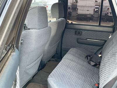 1995 Toyota 4Runner SR5 V6   - Photo 14 - Odessa, TX 79761