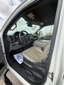 2022 Ford F-250 Super Duty XLT - Photo 10 - Odessa, TX 79761