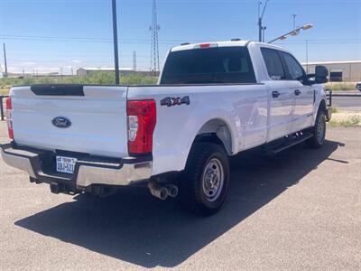 2022 Ford F-250 XL   - Photo 14 - Odessa, TX 79761