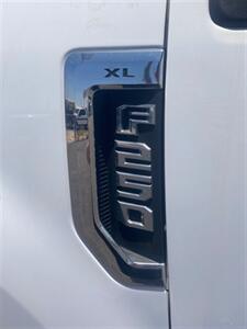 2022 Ford F-250 XL   - Photo 6 - Odessa, TX 79761