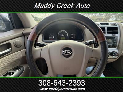 2007 Kia Sportage EX - Photo 13 - Merna, NE 68856