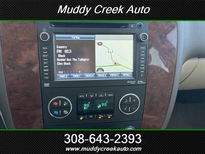 2014 Chevrolet Suburban LTZ   - Photo 12 - Merna, NE 68856