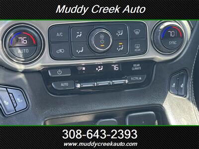 2018 Chevrolet Suburban LT   - Photo 10 - Merna, NE 68856