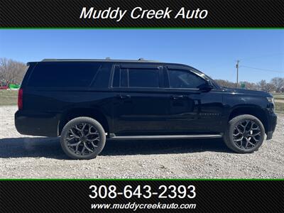 2018 Chevrolet Suburban LT   - Photo 2 - Merna, NE 68856