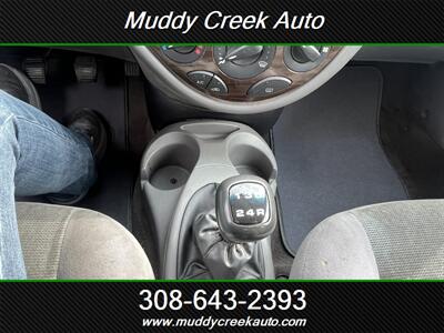 2001 Ford Focus ZTS   - Photo 10 - Merna, NE 68856