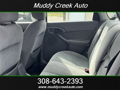 2001 Ford Focus ZTS   - Photo 6 - Merna, NE 68856