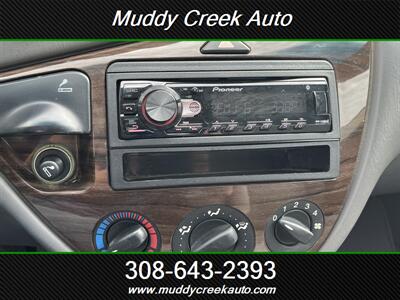 2001 Ford Focus ZTS   - Photo 9 - Merna, NE 68856
