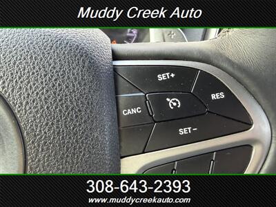 2017 Jeep Grand Cherokee Altitude   - Photo 6 - Merna, NE 68856