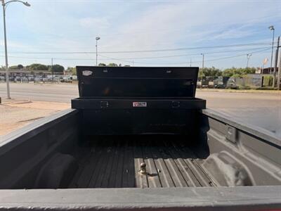 2018 Chevrolet Silverado 3500HD High Country   - Photo 18 - Abilene, TX 79603