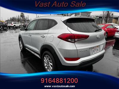 2018 Hyundai Tucson SE   - Photo 8 - Sacramento, CA 95825