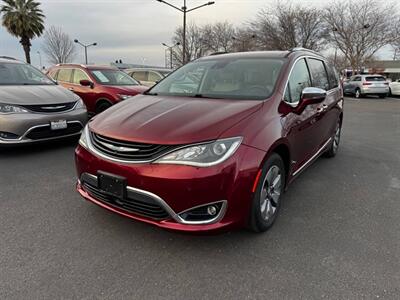 2018 Chrysler Pacifica Hybrid Limited   - Photo 41 - Sacramento, CA 95825