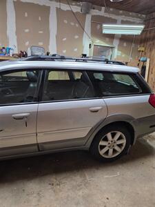 2007 Subaru Outback 2.5i L.L.Bean Edition   - Photo 4 - Gilmanton, NH 03237