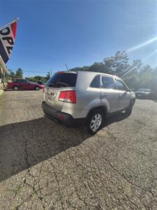 2013 Kia Sorento LX   - Photo 8 - Gilmanton, NH 03237