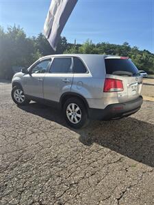 2013 Kia Sorento LX   - Photo 6 - Gilmanton, NH 03237