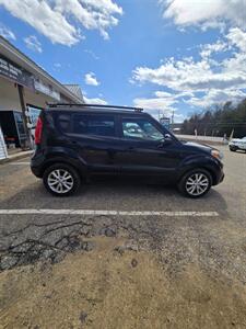 2012 Kia Soul +   - Photo 9 - Gilmanton, NH 03237