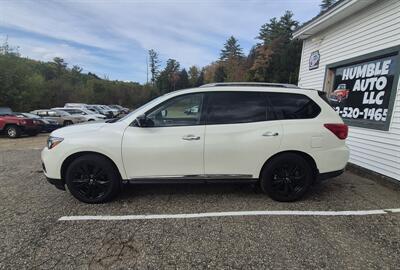 2017 Nissan Pathfinder Platinum   - Photo 4 - Gilmanton, NH 03237