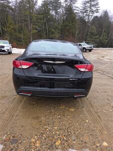 2015 Chrysler 200 S   - Photo 6 - Gilmanton, NH 03237