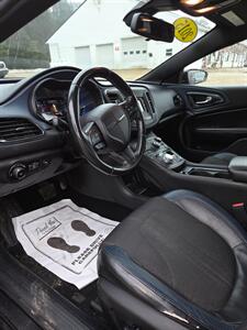 2015 Chrysler 200 S   - Photo 10 - Gilmanton, NH 03237