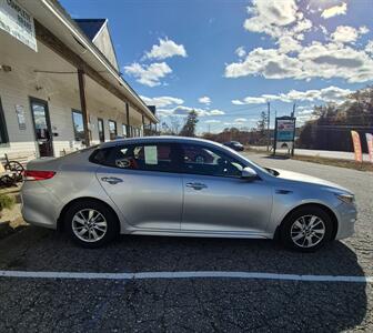 2018 Kia Optima LX   - Photo 8 - Gilmanton, NH 03237