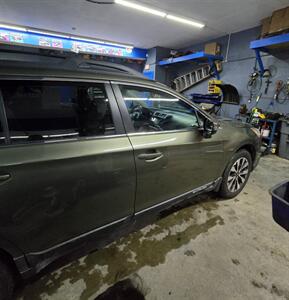 2015 Subaru Outback 2.5i Limited   - Photo 9 - Gilmanton, NH 03237