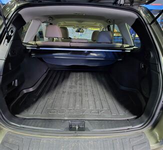 2015 Subaru Outback 2.5i Limited   - Photo 12 - Gilmanton, NH 03237