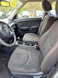 2012 Kia Soul 1.6L   - Photo 13 - Gilmanton, NH 03237